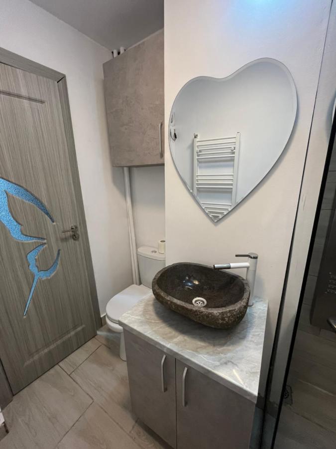 Home Sweet Home Apartment With 3 Rooms 부자우 외부 사진