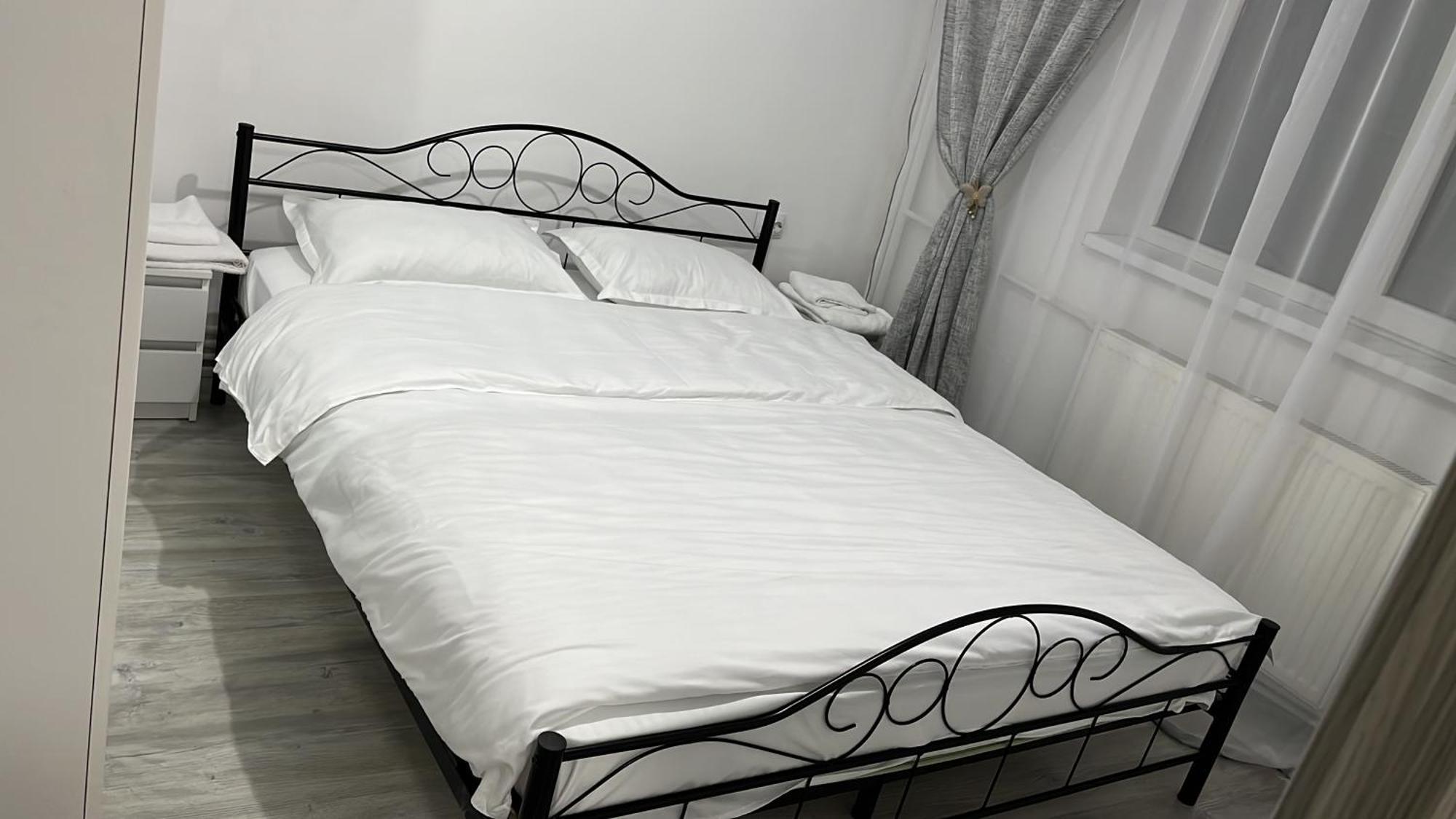 Home Sweet Home Apartment With 3 Rooms 부자우 외부 사진